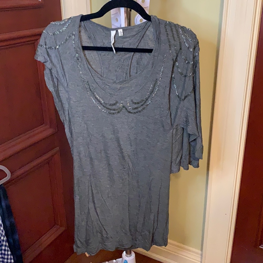 Asymmetrical shirt